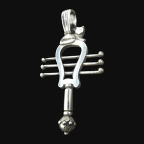 Egyptian Sistrum Pendant of the Goddess Isis 4 cm 11 g Silver Art 1217 - Bricks Masons