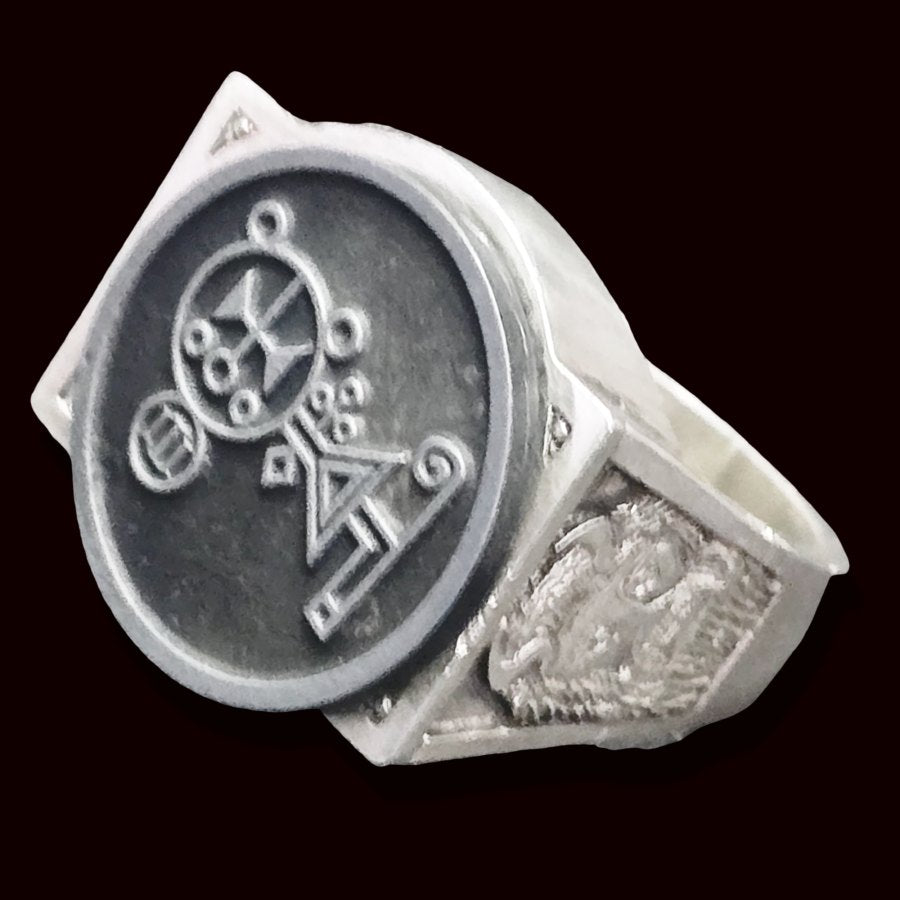 Demon Ring 67 DUKE AMDUSIAS 72 Demons Lesser Key of Solomon Goetia In Silver 2.2 cm x 1.8 cm 18 Gr Art 1845 - Bricks Masons