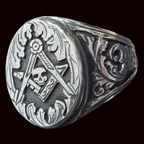 Masonic Ring with Chiseled Skull in Silver, Masonry Art 84 - Bricks Masons