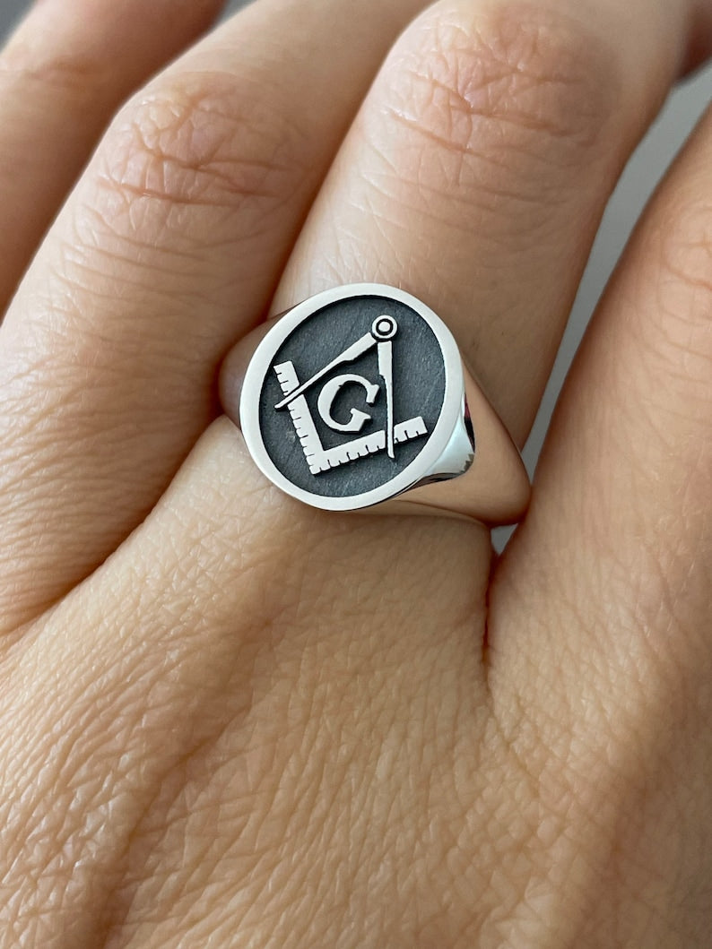 Master Mason Blue Lodge Ring - 10K to 18K Gold Square & Compass G