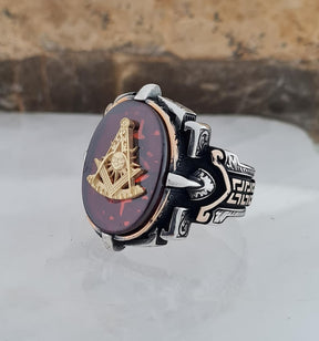 Master Mason Blue Lodge Ring - Garnet Zircon Compass & Square - Bricks Masons