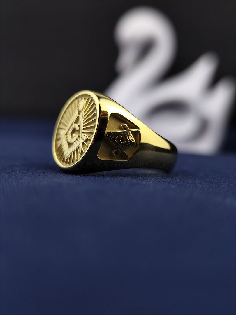 Master Mason Blue Lodge Ring - Gold Square & Compass G Personalized - Bricks Masons