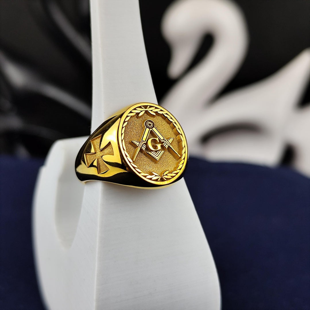 Master Mason Blue Lodge Ring - Square & Compass G Cross On the Sides - Bricks Masons