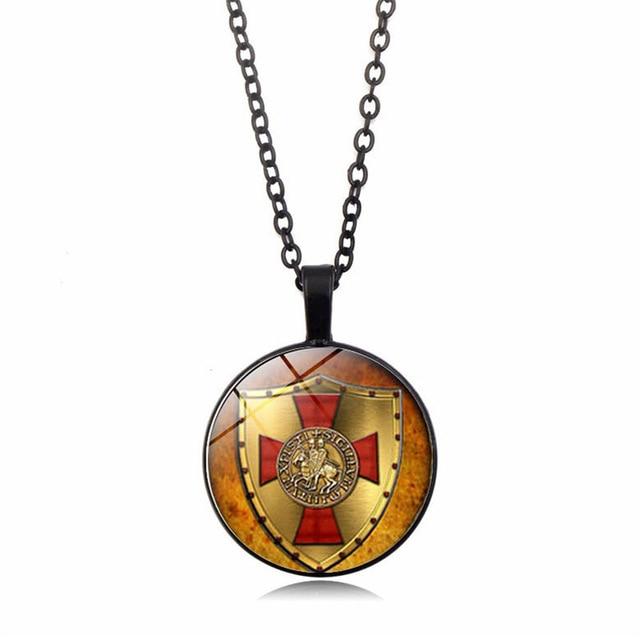 Knights Templar Necklace - Glass Cover Pendant - Bricks Masons