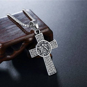 Knights Templar Necklace - WE ARE A BAND OF BROTHERS Cross Pendant - Bricks Masons