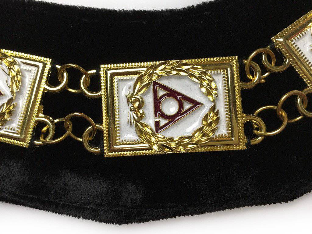 LOCOP Chain Collar - Gold Plated on Black Velvet - Bricks Masons