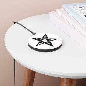 OES Wireless Charger - Black & White - Bricks Masons