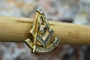 Past Master Blue Lodge Lapel Pin - Quadrant 2.5cm - Bricks Masons