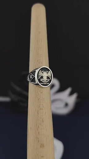 Anillo del Rito Escocés de Grado 32 - Águila bicéfala con S y C