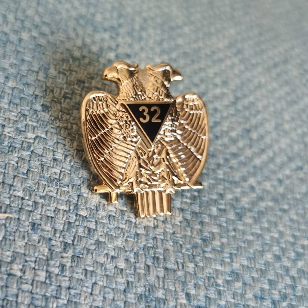 32nd Degree Scottish Rite Lapel Pin - 1.5"